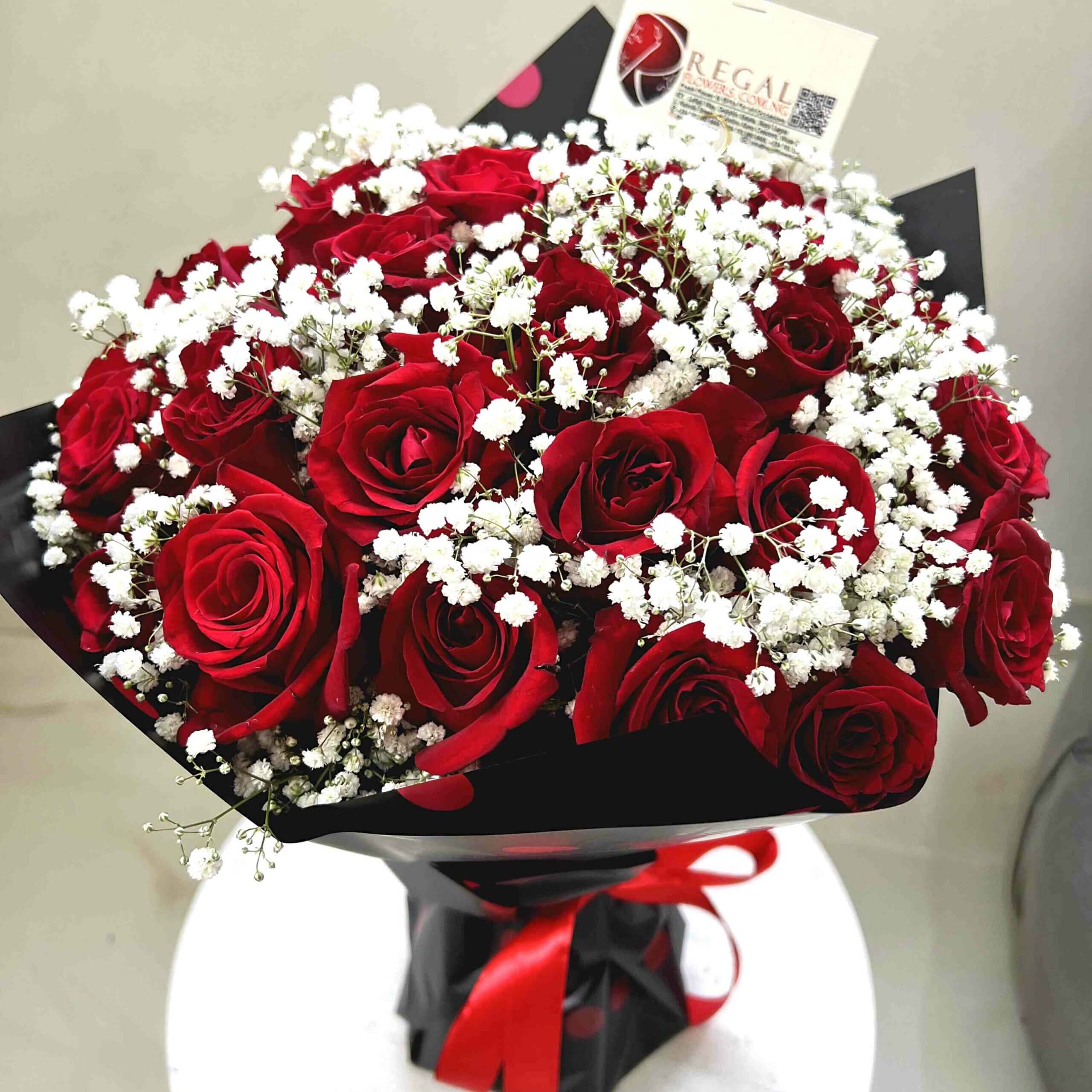 Regal Red Roses and million Stars Bouquet (1)_11zon