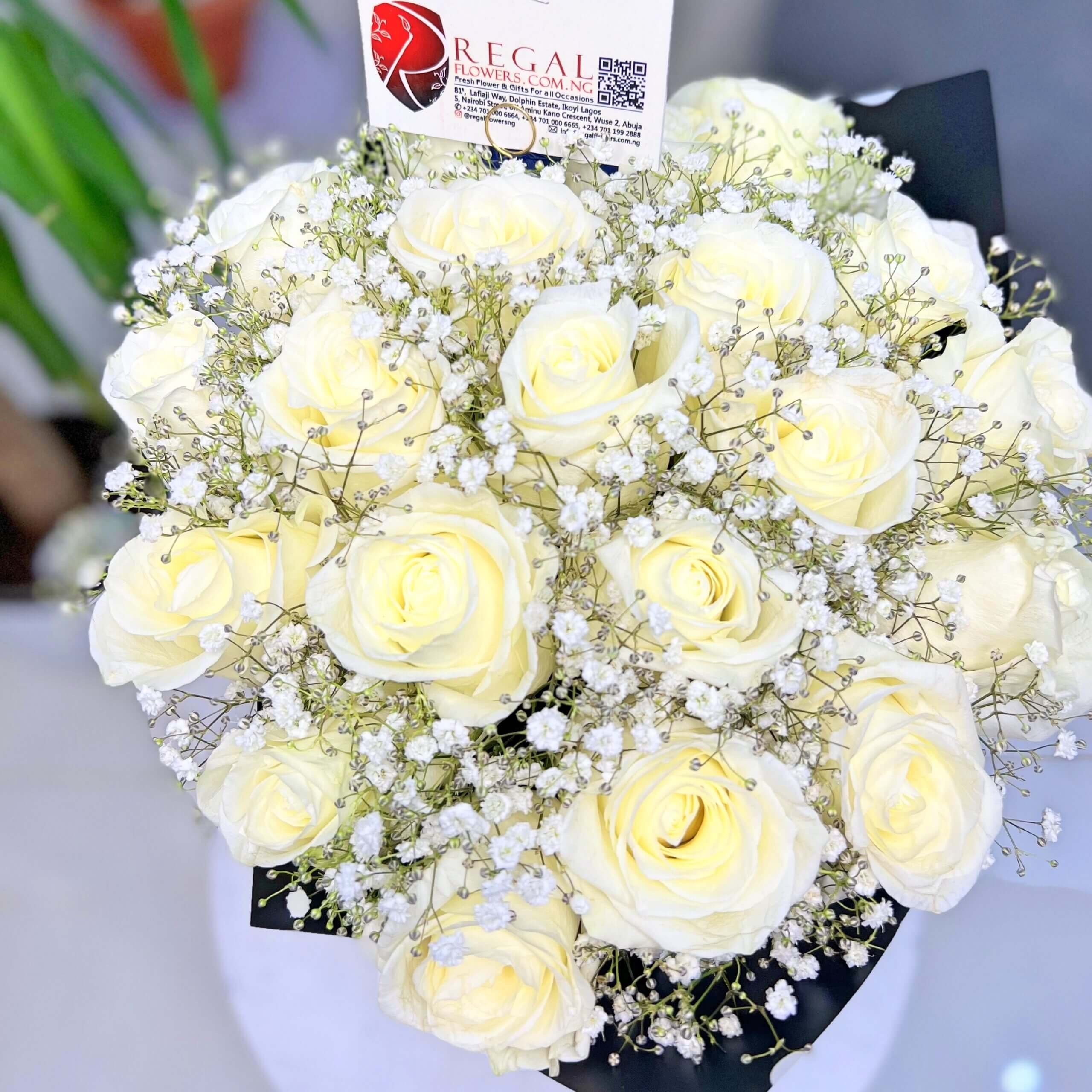 Regal White Roses and Million Starss