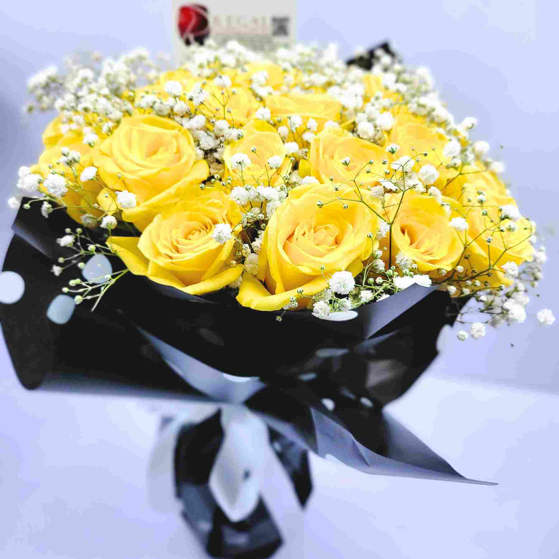 Regal Yellow Sunshine Yellow Roses with Million Stars_29_11zon