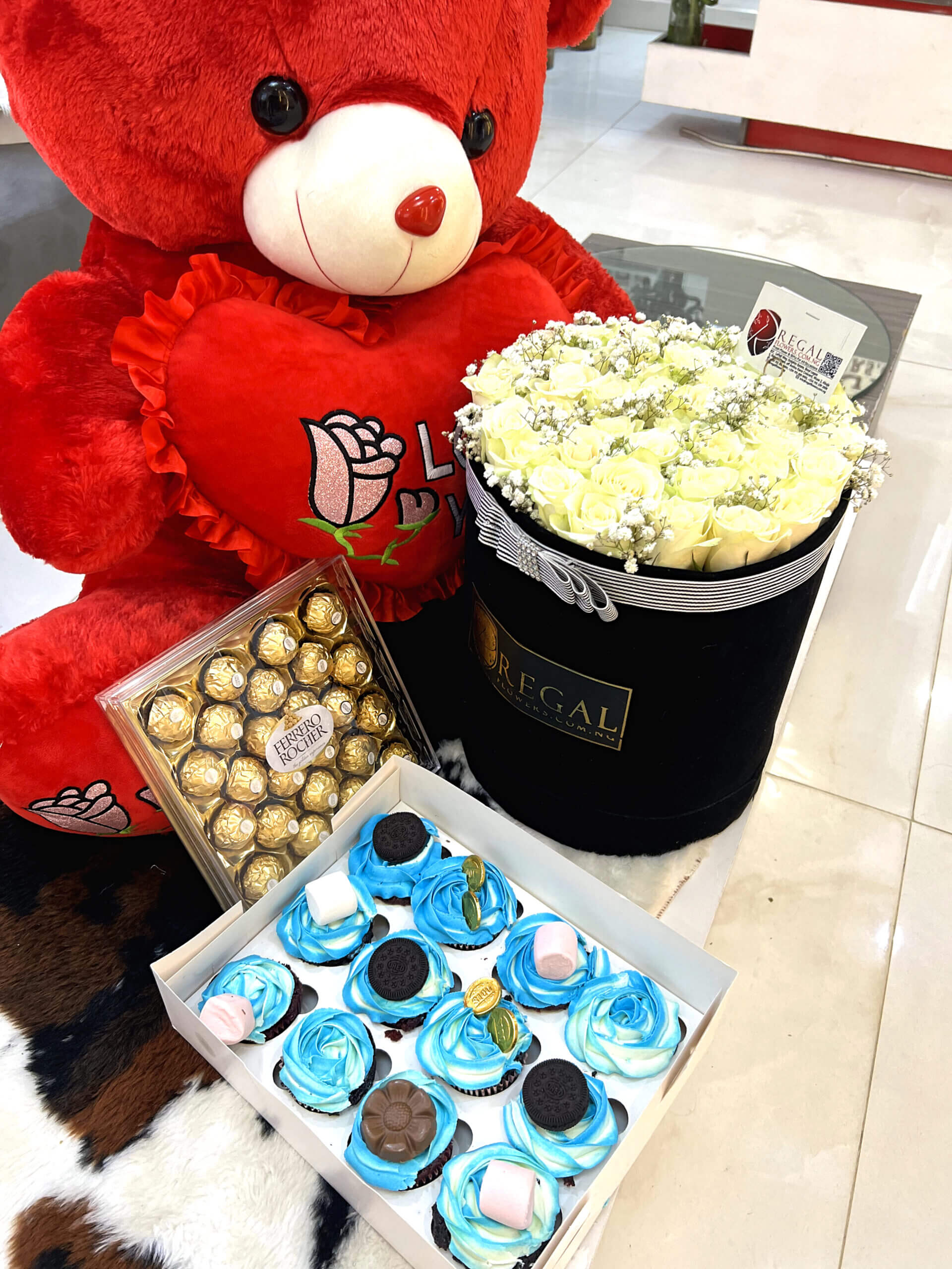 white roses and million stars, teddy, chocolate and cupcake-f