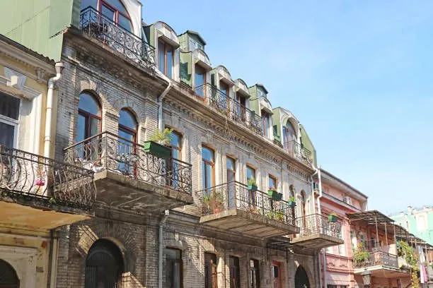 How to Safely Invest in Georgia through Real Estate