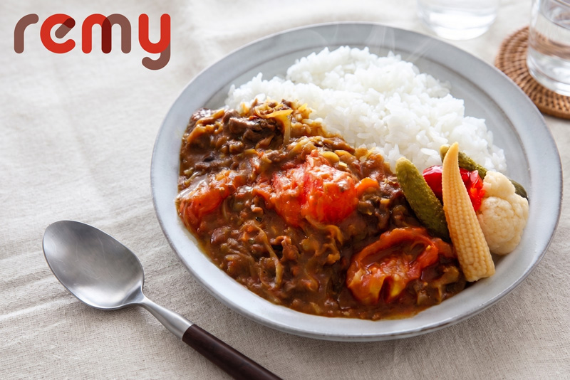 トマトの旨みで「水なし特急トマトカレー」by