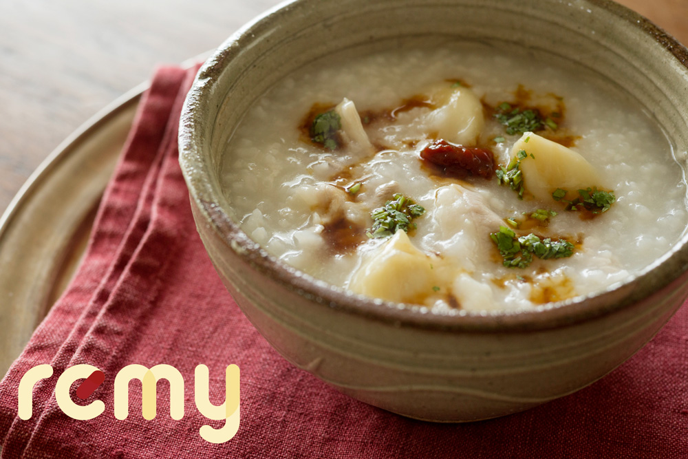 スタミナ満点 にんにくまるごと粥 Remy