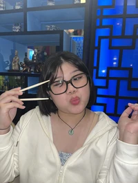 Picture of bee_eats