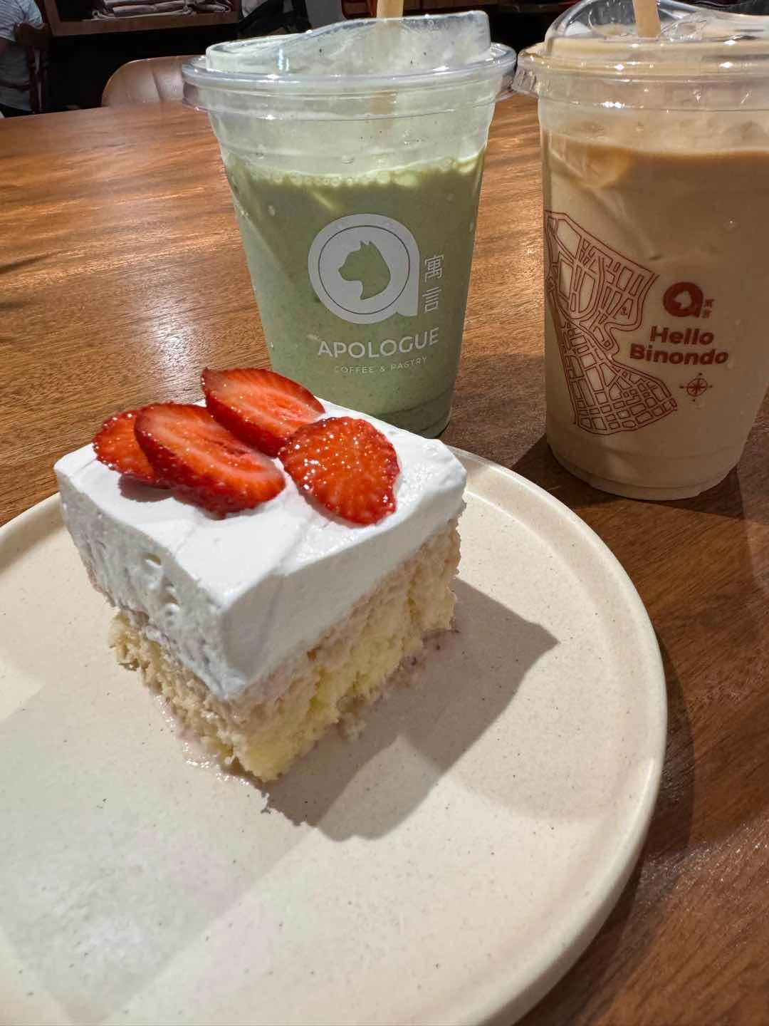 🍓🍰 of Apologue Coffee & Pastry