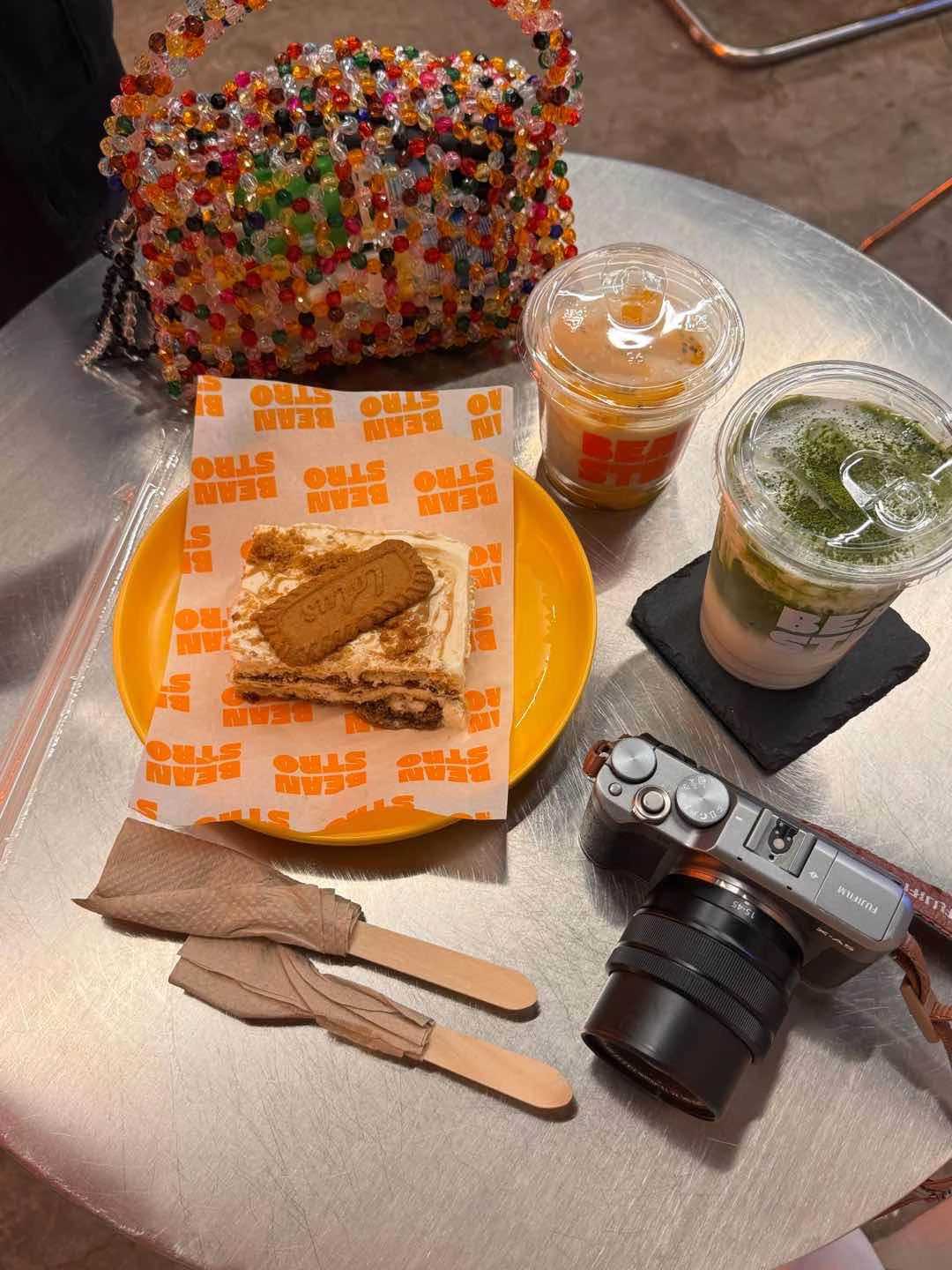 order: mango sticky rice, white matcha, biscoff tiramisu of Beanstro Coffee