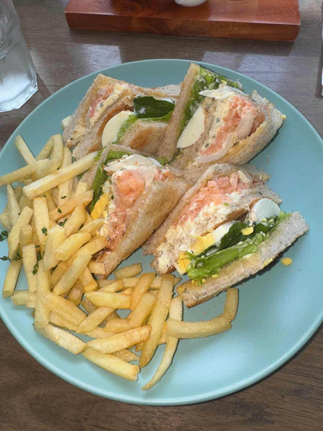 Smoked Salmon Clubhouse