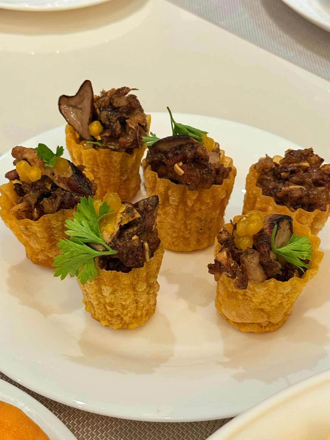 sisig pie tie