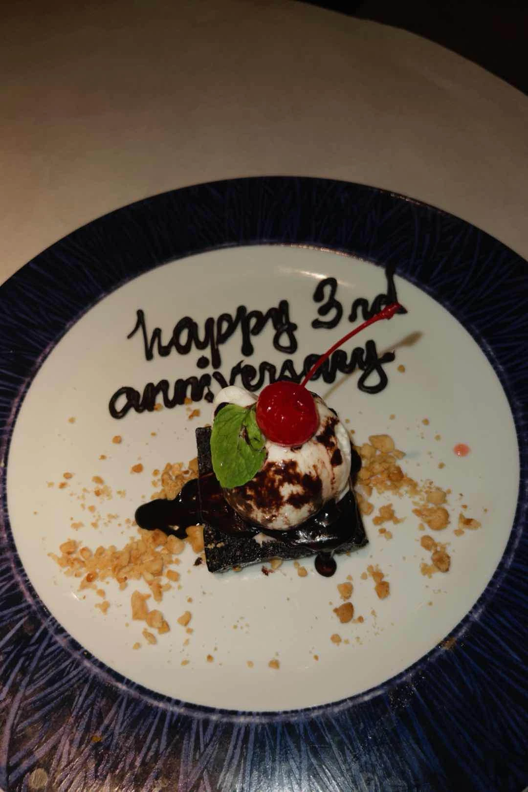 perfect way to end your meal 🍨 of EMILIA, House of Filipino Food