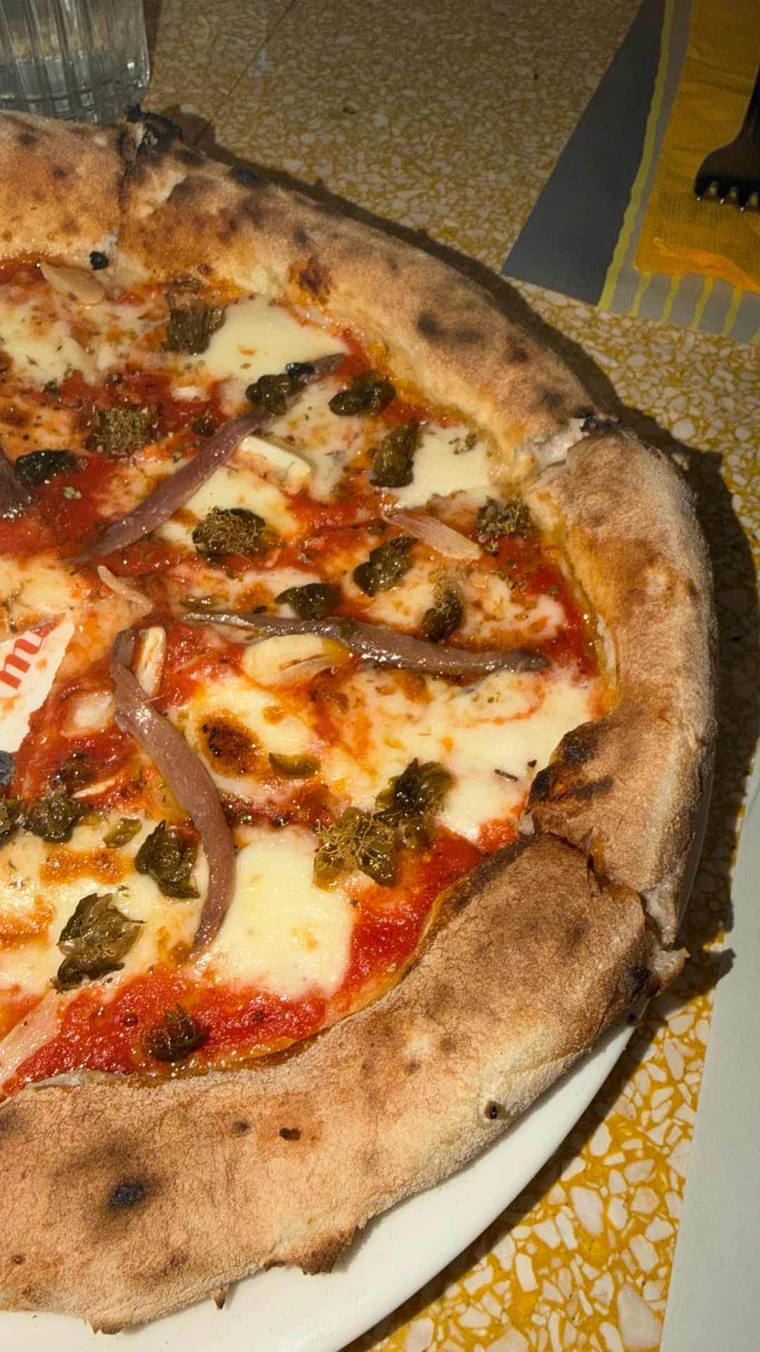 Napoli (Anchovy & Capers)