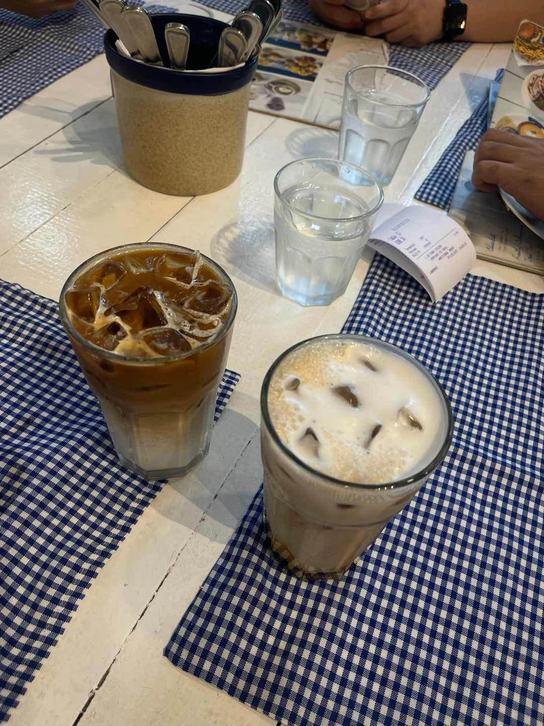 Iced latte and smth else
