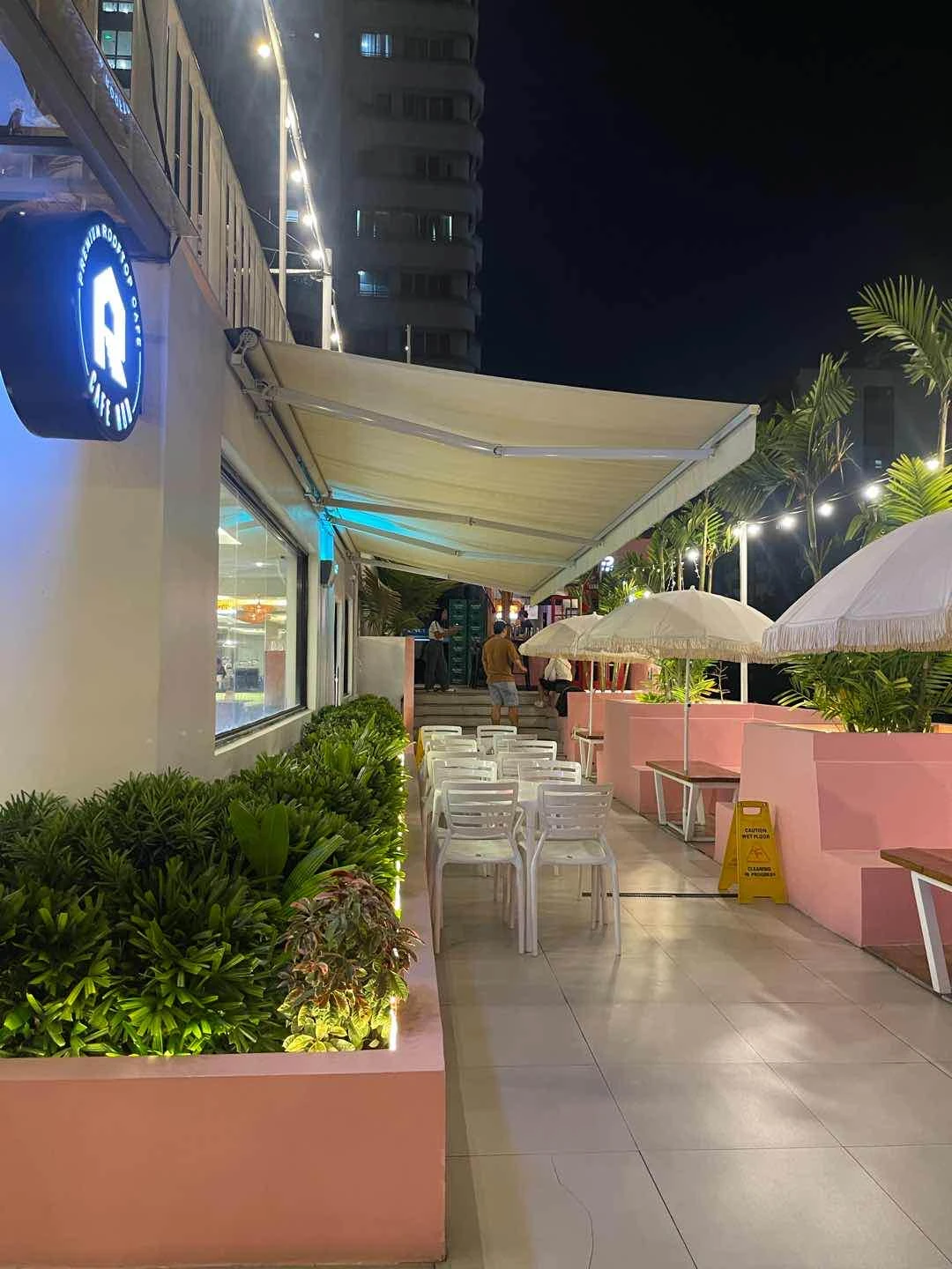 Review Photo of Cafe Roo - Premium Rooftop Cafe