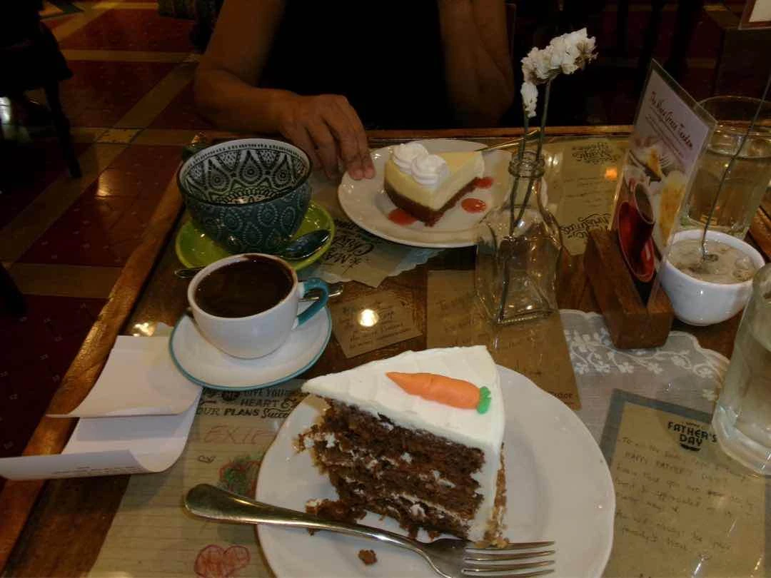 carrot cake n cheesecake