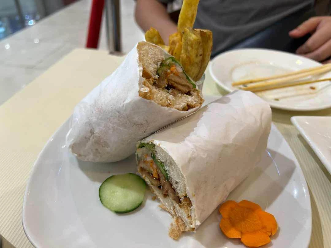 Bhan Mi of Pho Hoa/MyThai - Robinson's Ermita