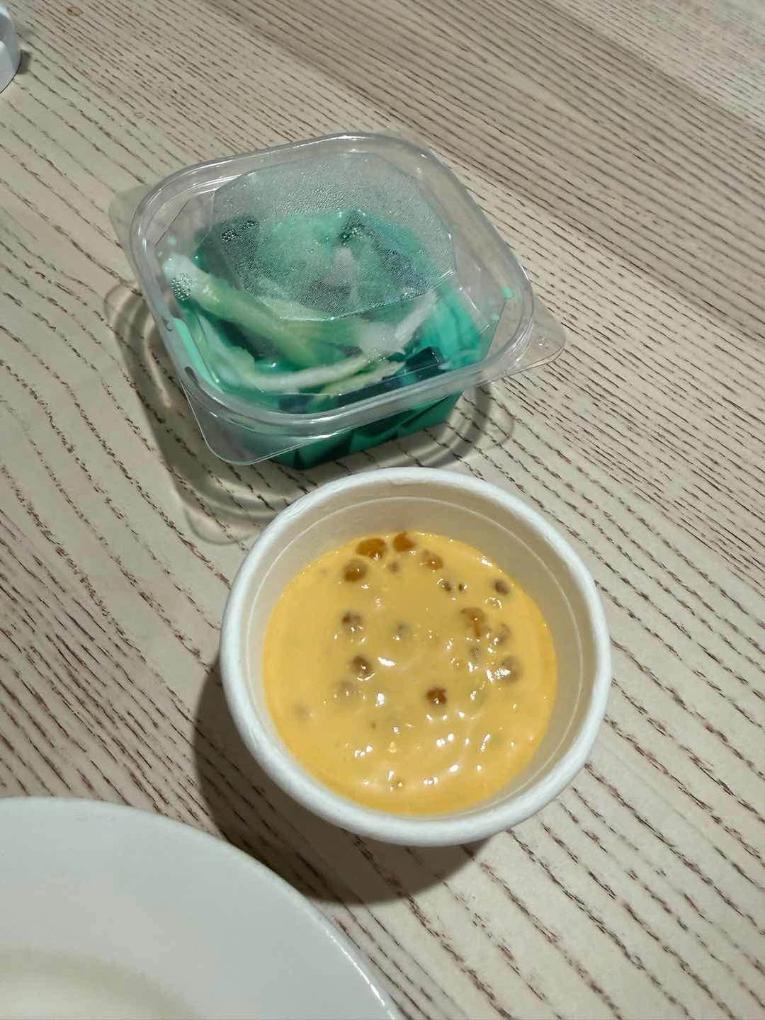 mango sago and buko pandan