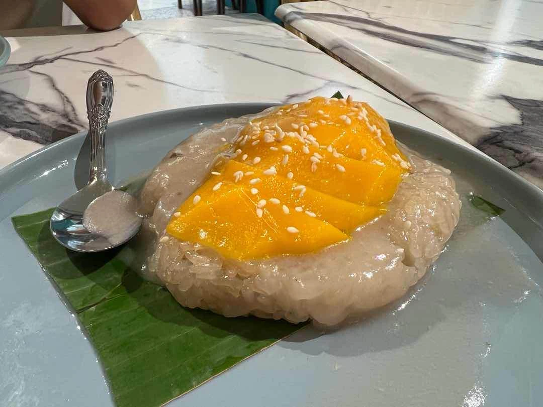 Mango sticky rice