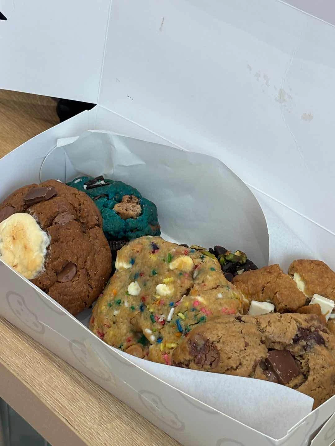 ordered the Cookie Monster, Campfire, OG Choc, Biscoff, Bday Bomb, & Pistachio