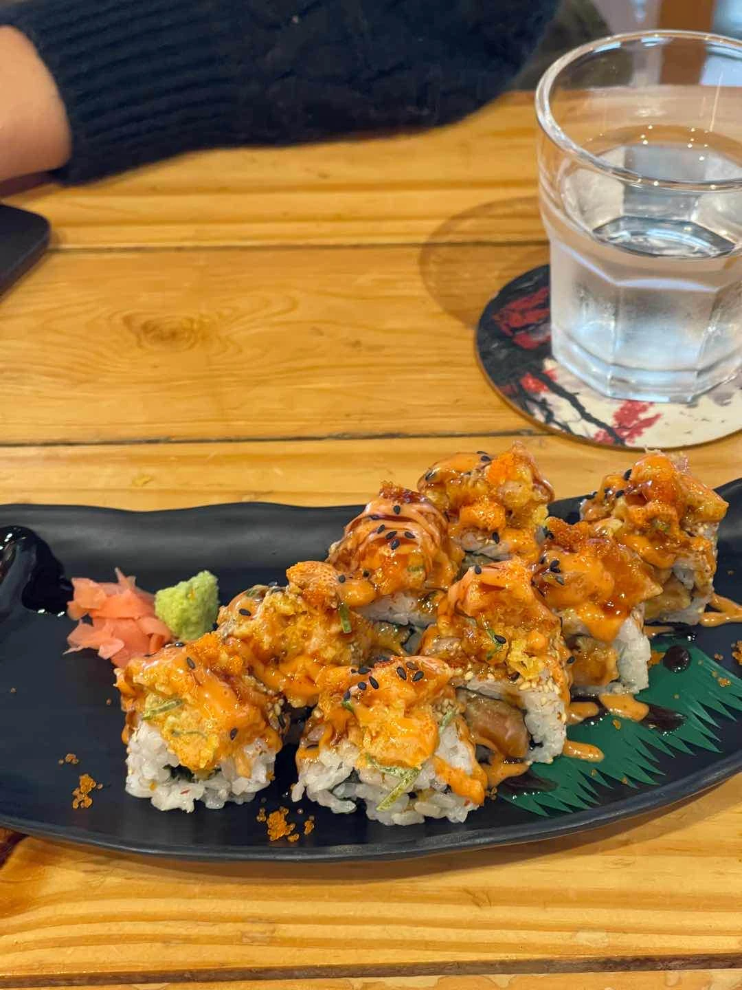 Spicy Salmon Roll