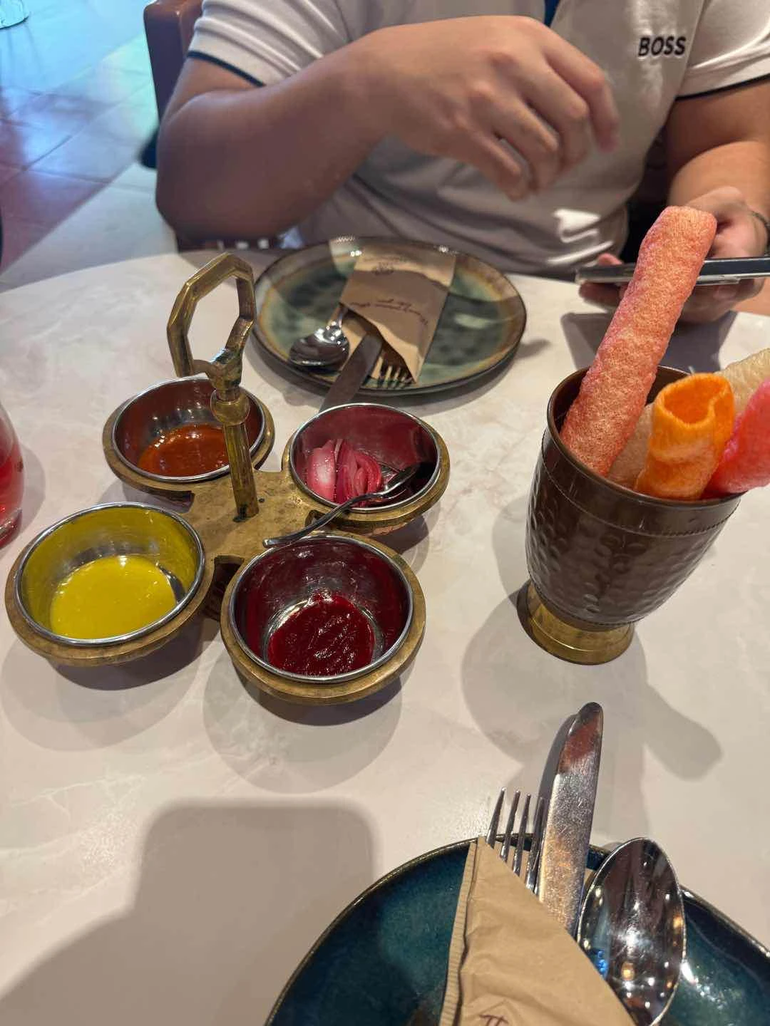 Shrimp chips with assorted chutney