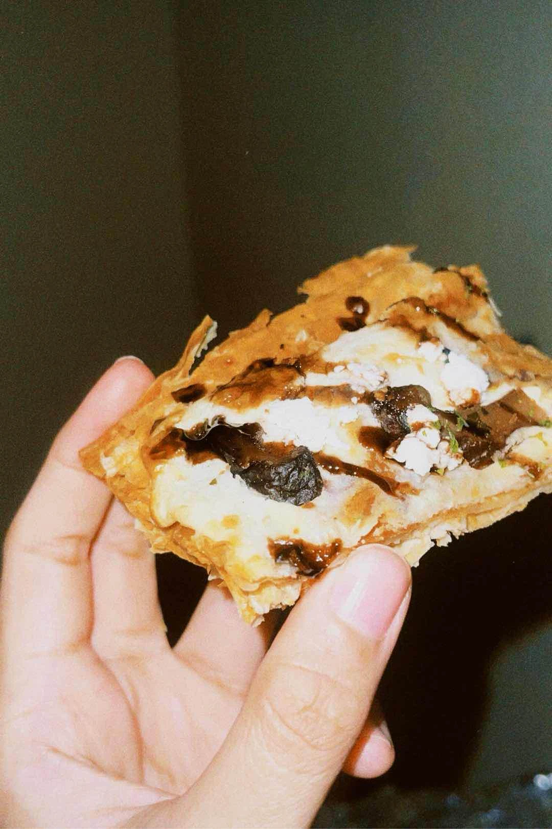 Shiitake, Goat Cheese, Balsamic Glaze Pizza