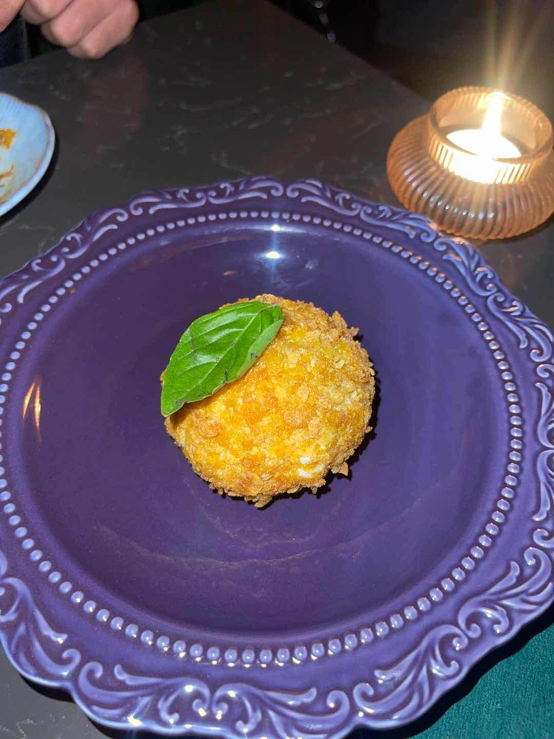 Pineapple Biscoff Ice Cream