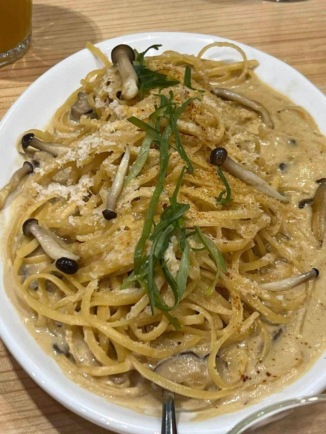 Fresh Mixed Mushroom Fettucine