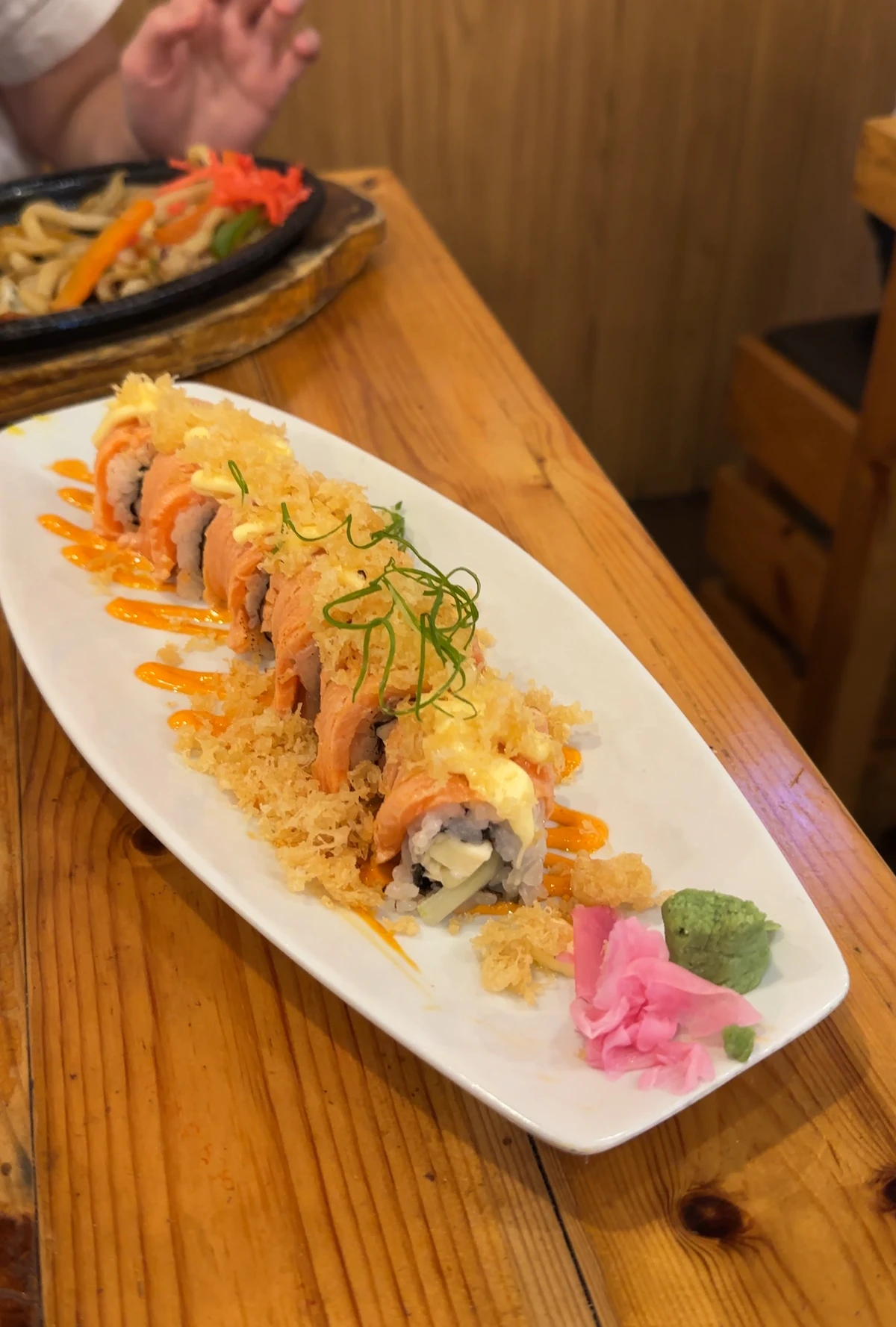 Salmon roll