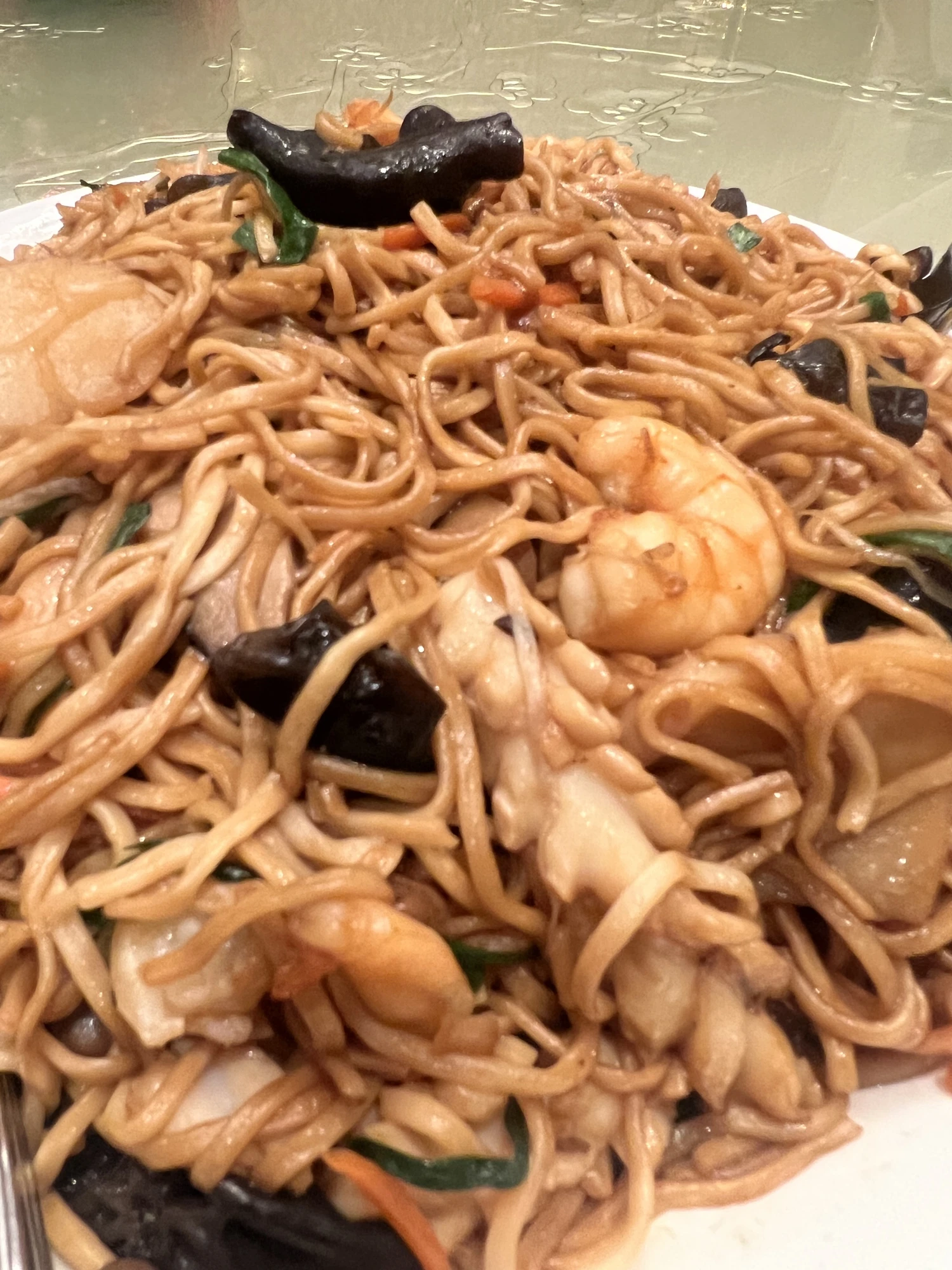 E-fu Noodles, Assorted Seafood and Straw Mushroom