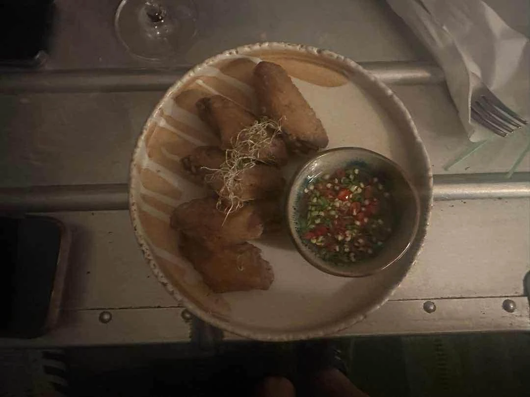 Crispy Sinigang na Pakpak x Crying Tiger sauce