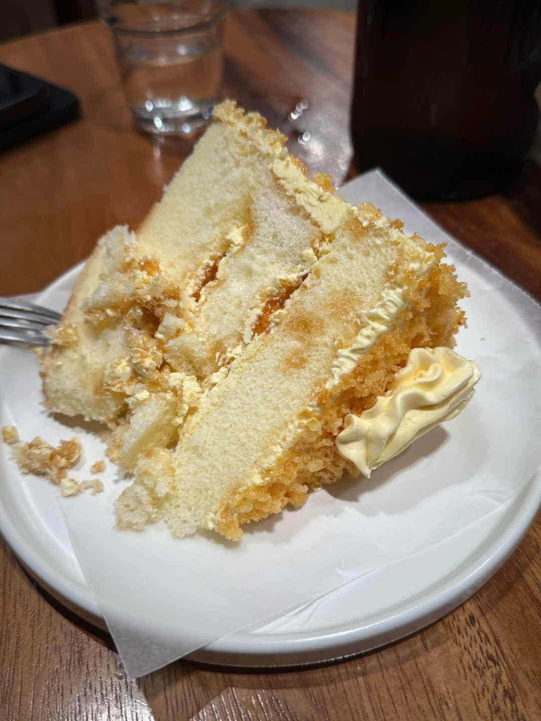 Honey cake of Yardstick Coffee | Legazpi Village