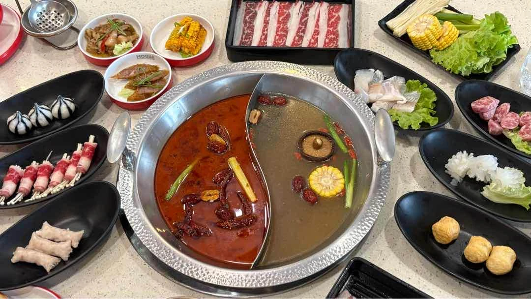 mala and mogu pork soup