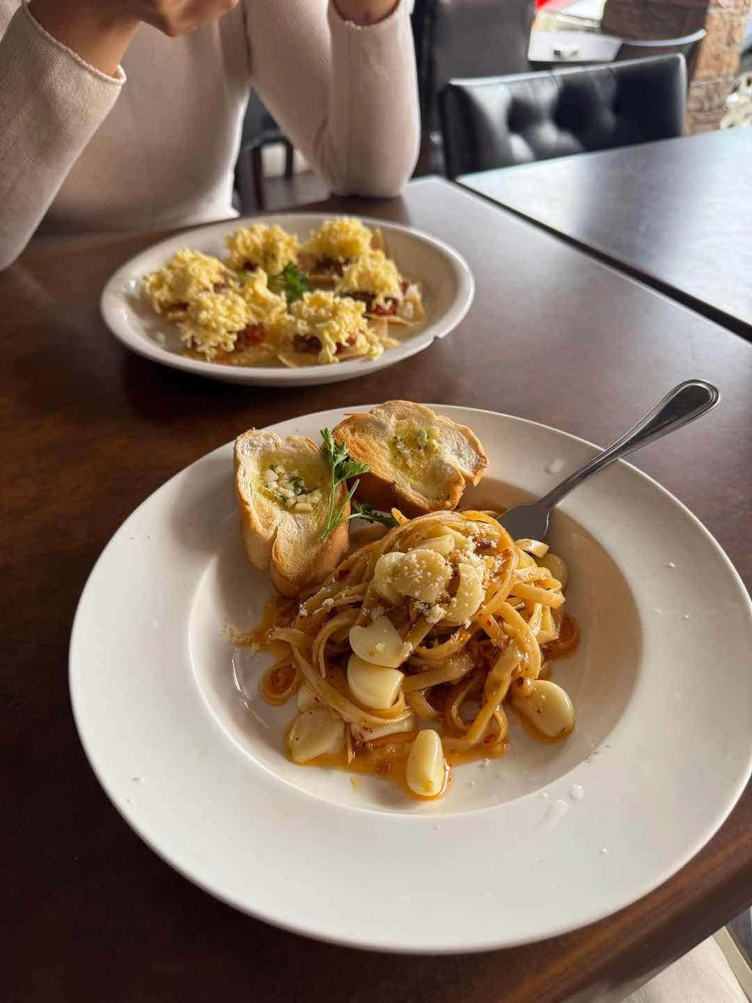 Spicy Garlic Noodles & Whistle-izzas
