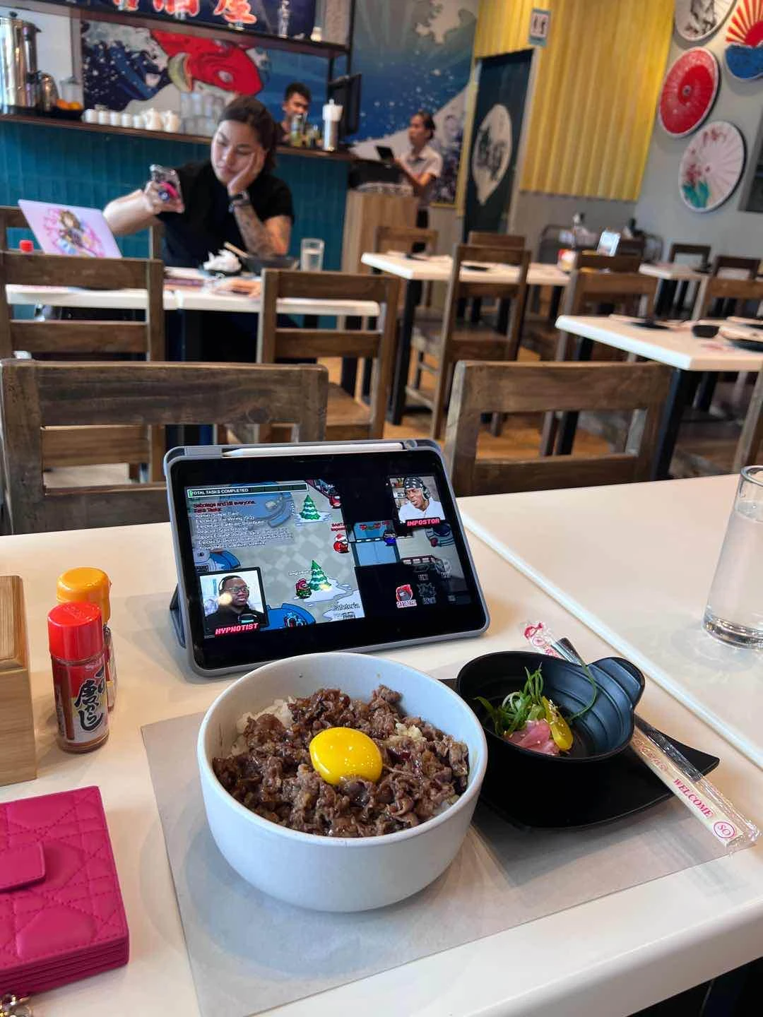 Ambiance and gyudon