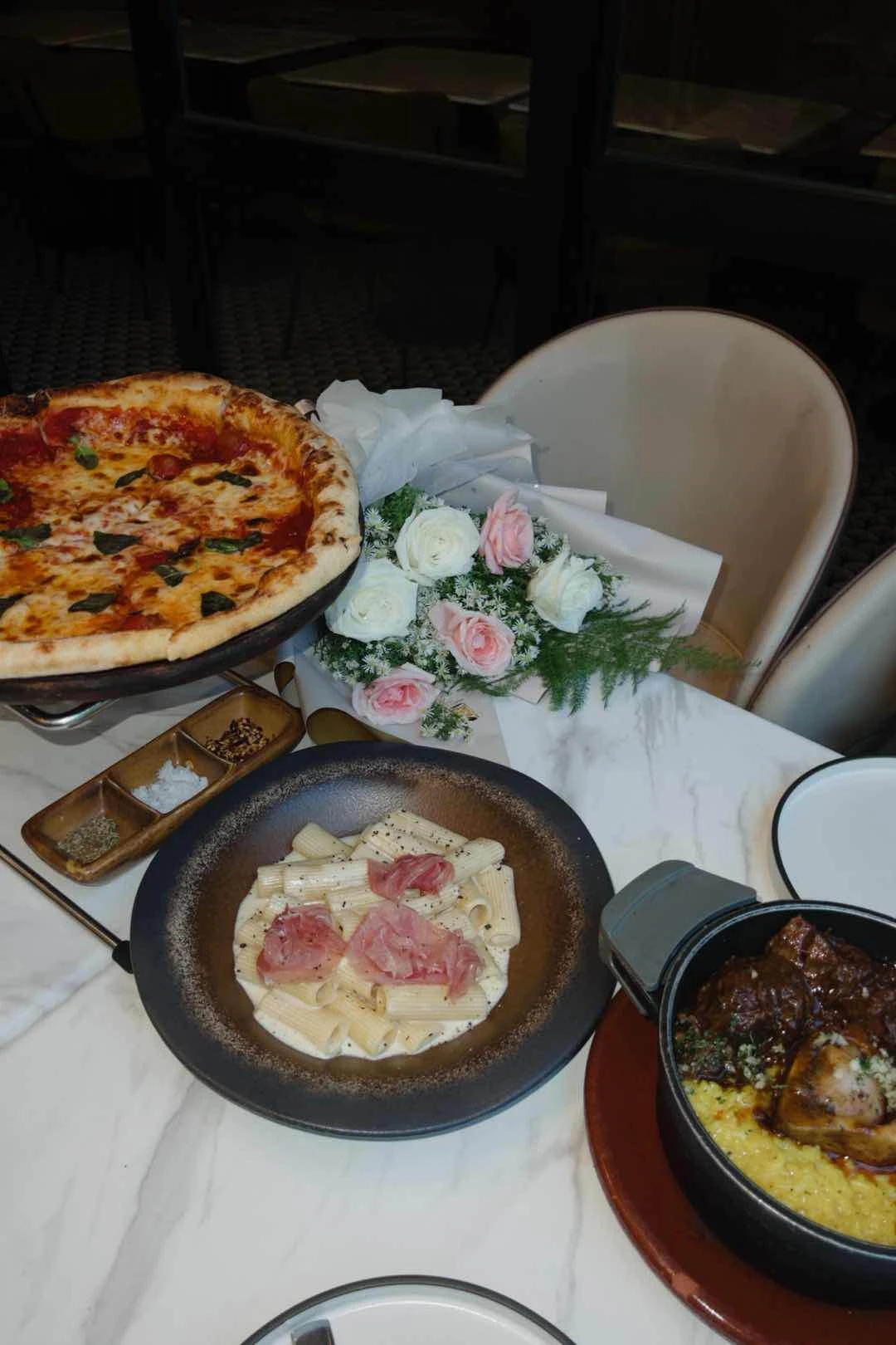 margherita pizza, chef's pasta, and beef rissotto 🤚🏻