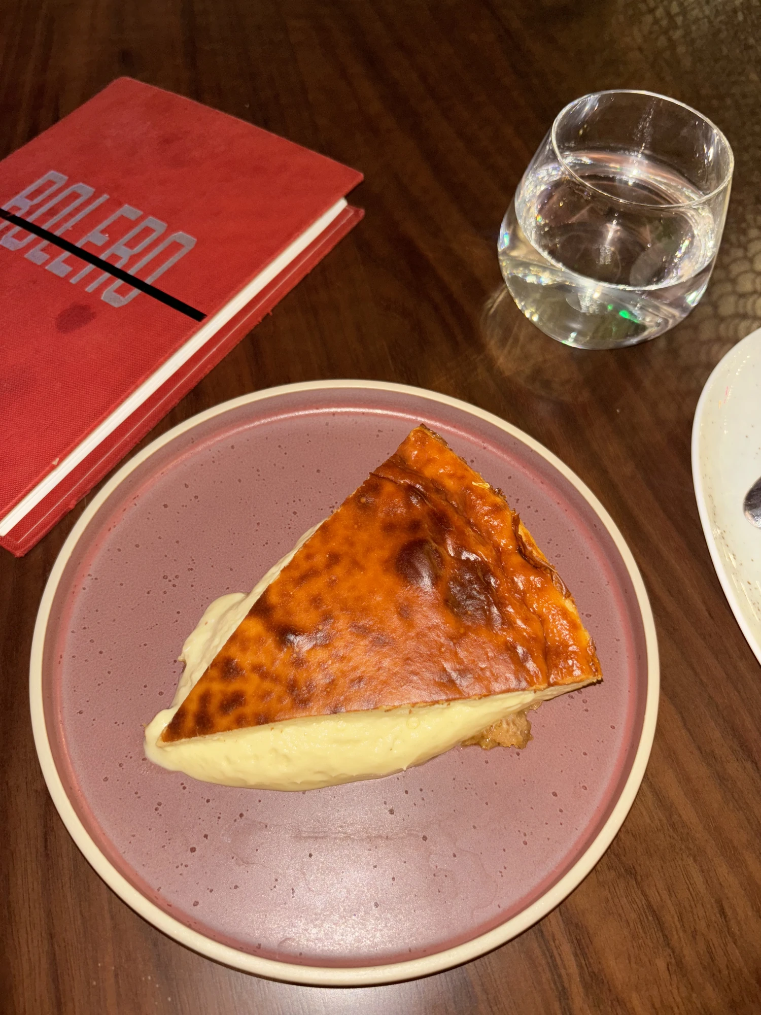 Cheesecake was really really good, sobrang mahal lang talaga like wth 600 pesos for 1 slice only