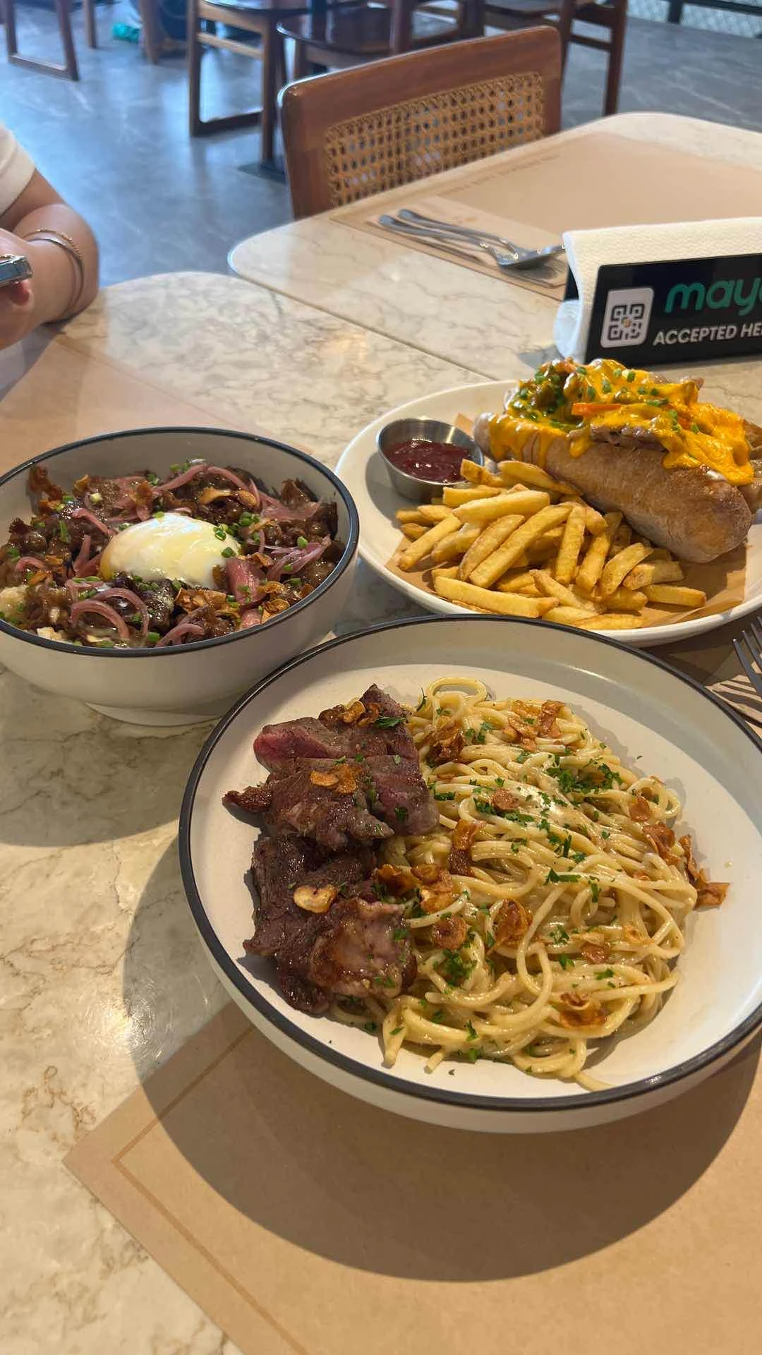 Truffle & steak, tapa sobra, etc.