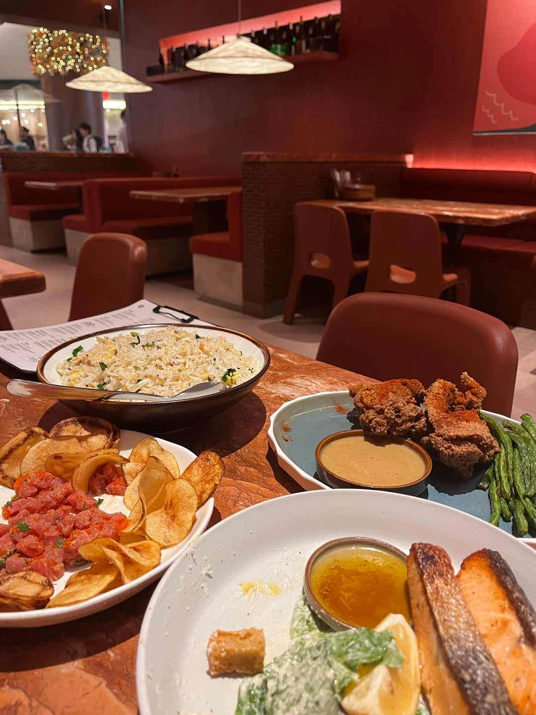 lemon butter salmon, rice, fried chicken of Thank You Seafood