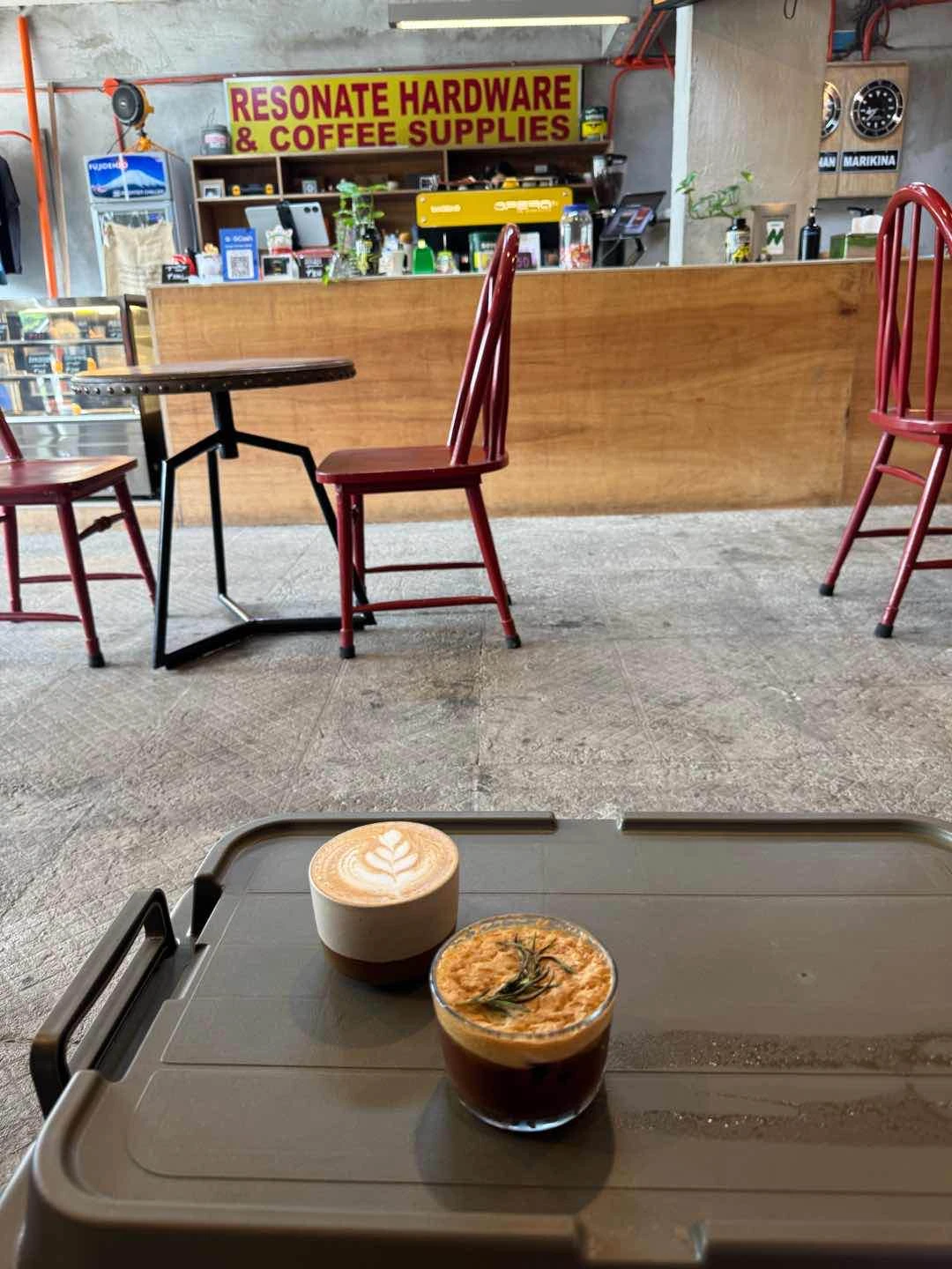 Cortado & honey lemon americano