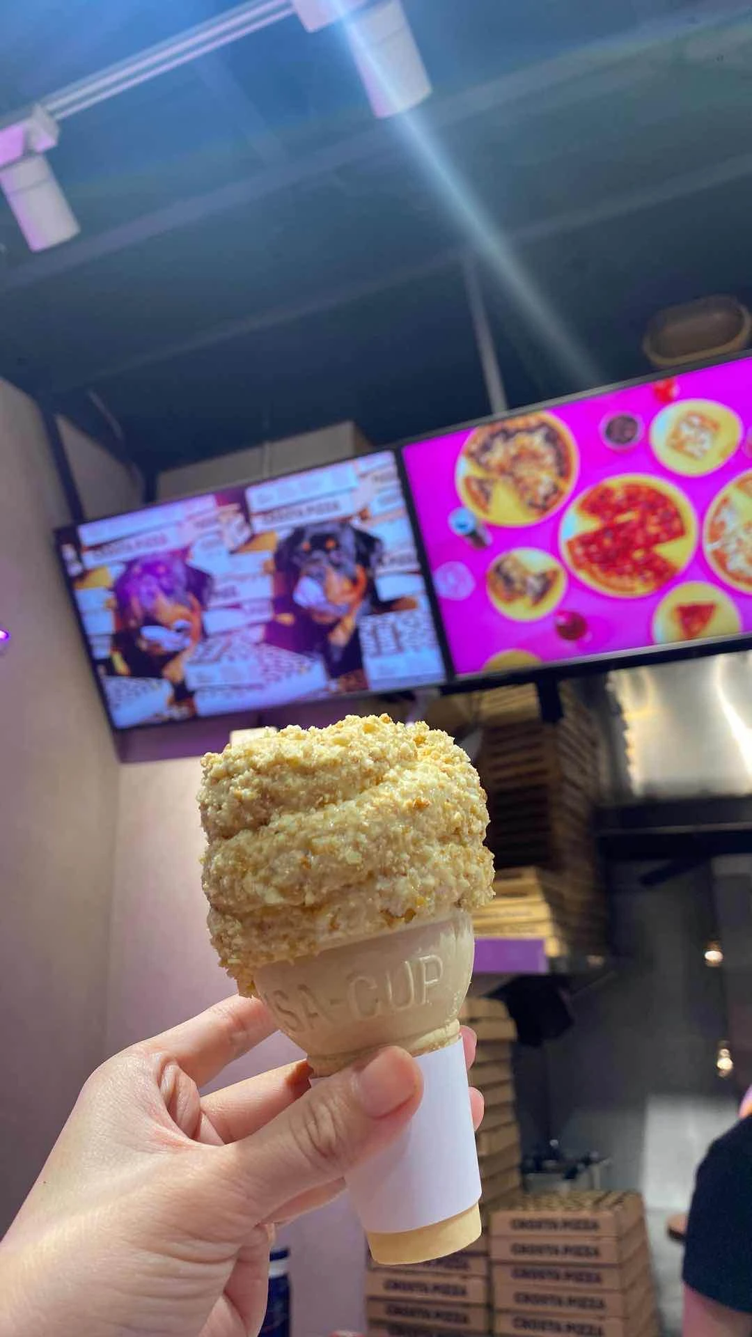 Hokkaido soft serve of Crosta Pizzeria