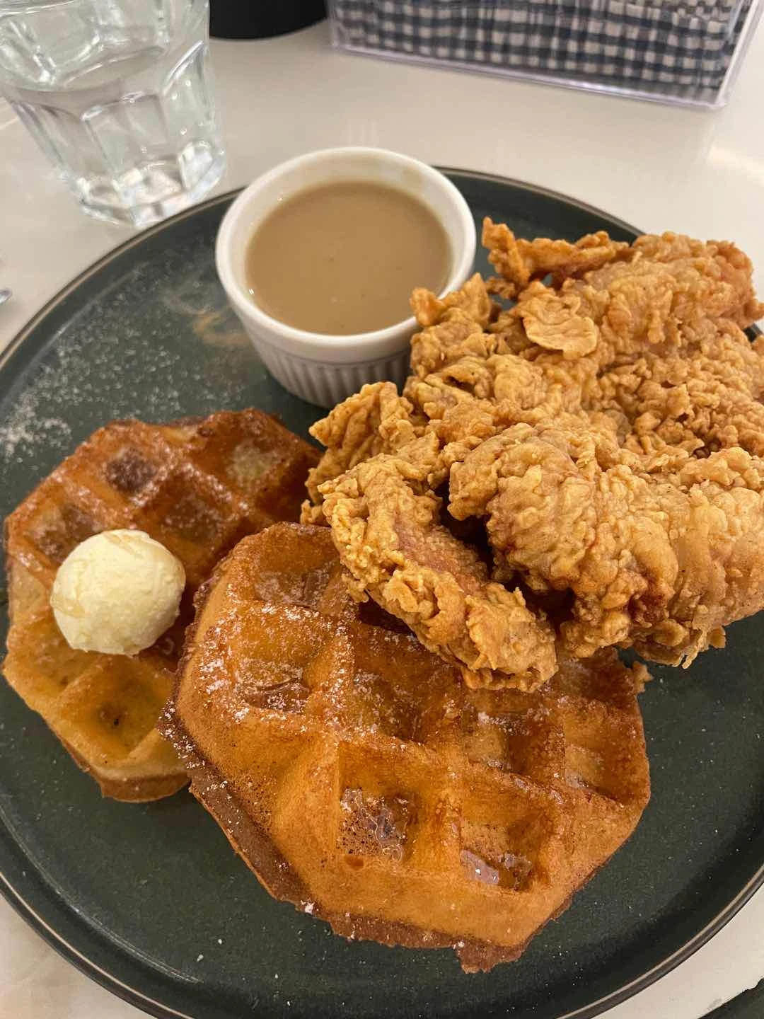 FCW (Famous Chicken & Waffles)
