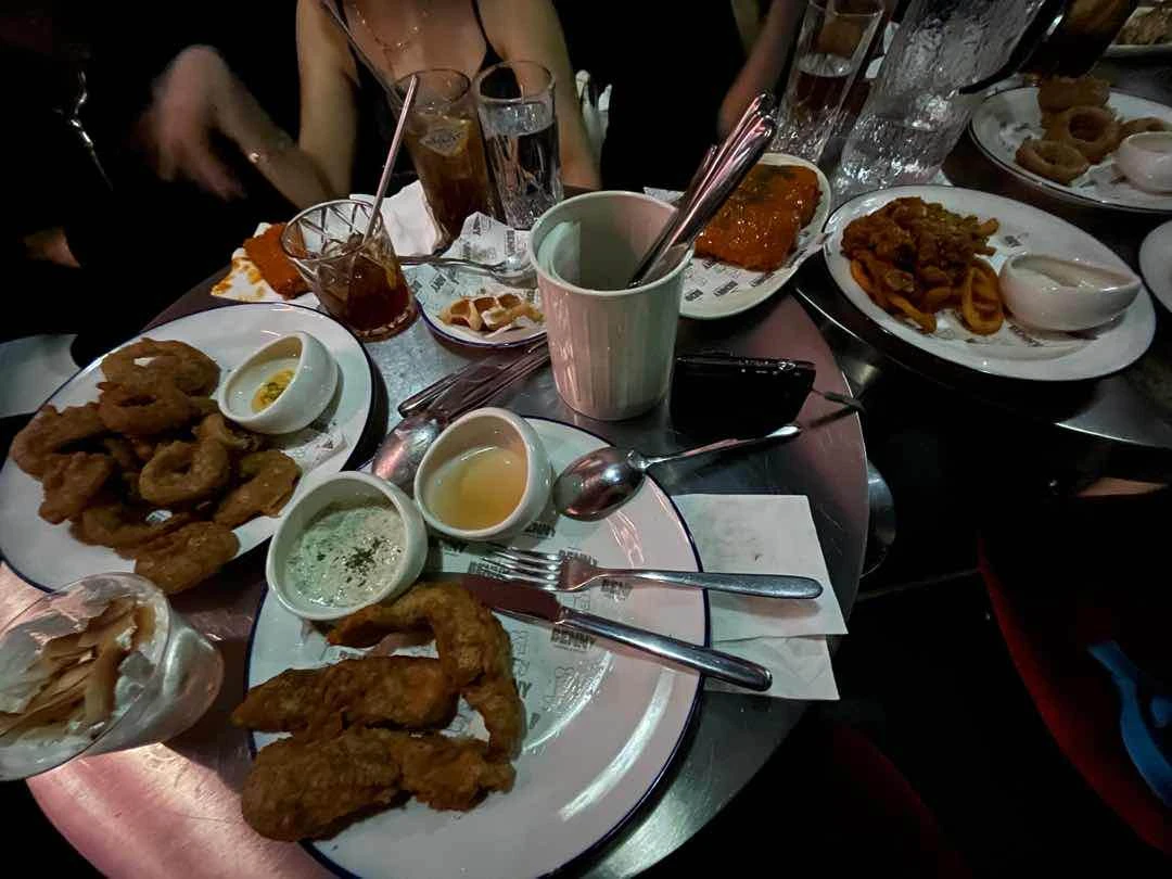 food from their hidden bar of Benny and Chérie