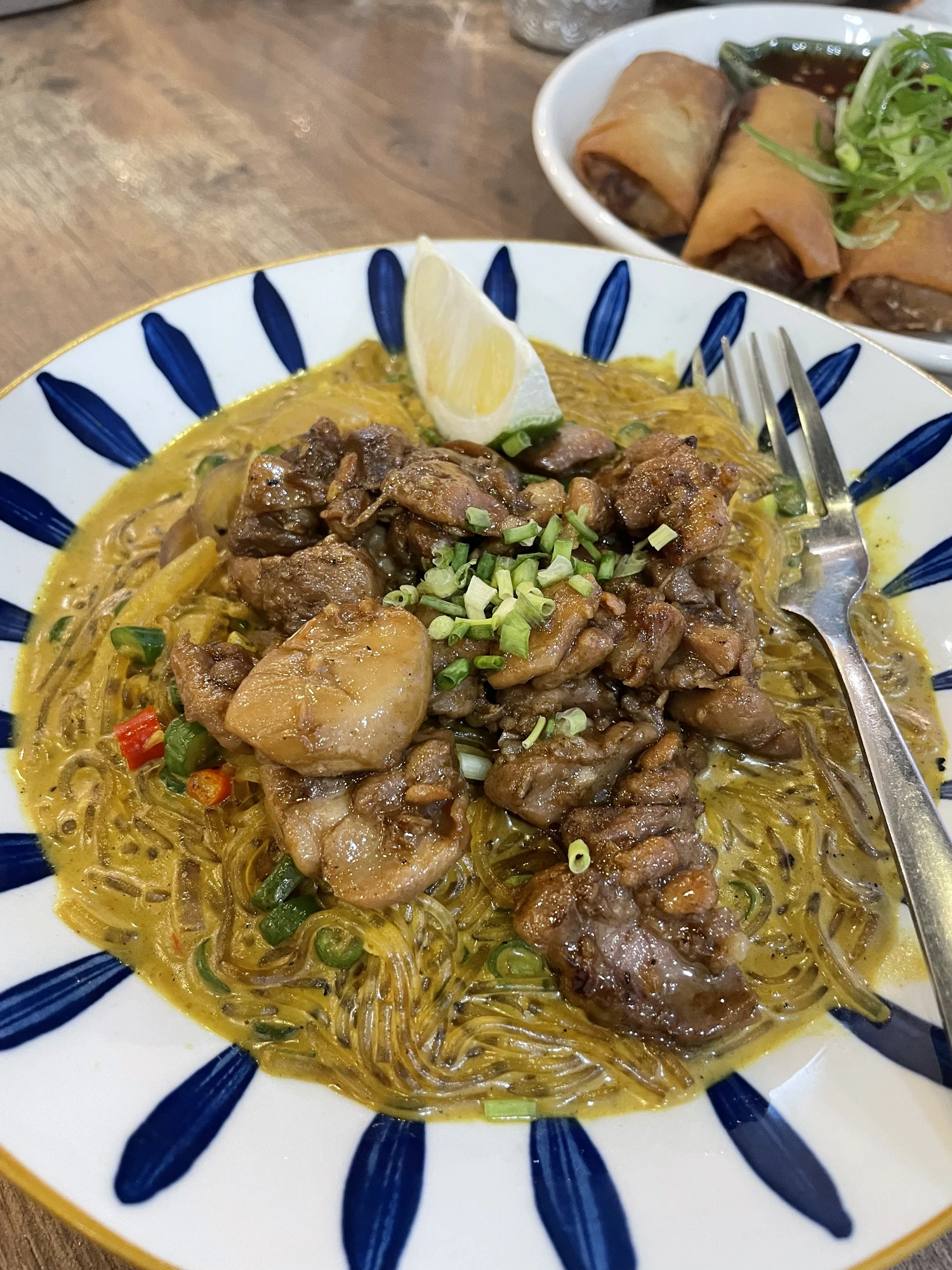 Siam Chicken Noodles 