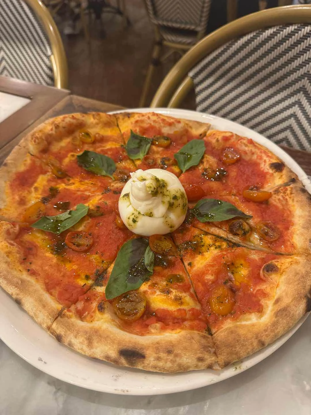 Pizza Amore alla Burrata
