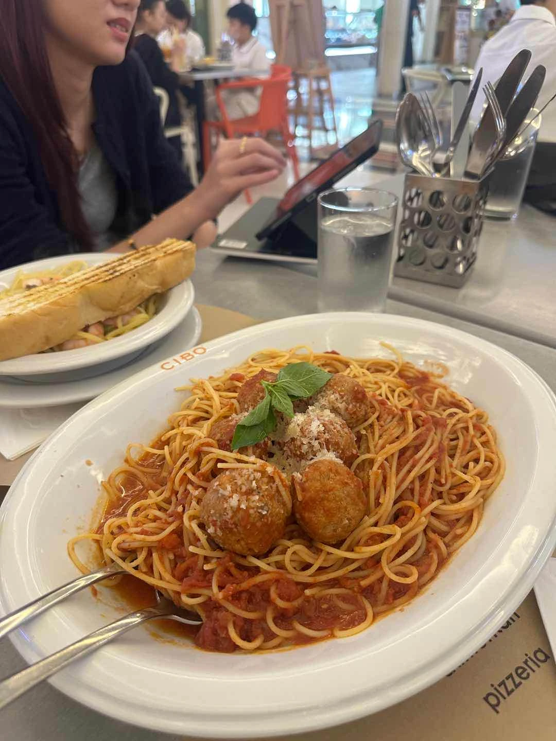 spaghetti meatballs