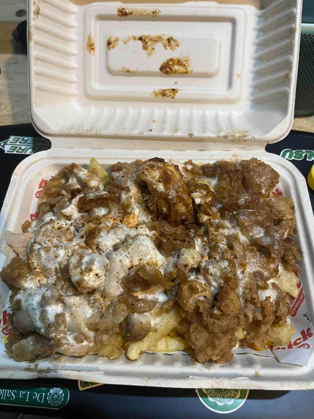 Chicken fries and mac n chees of Chick Chicken