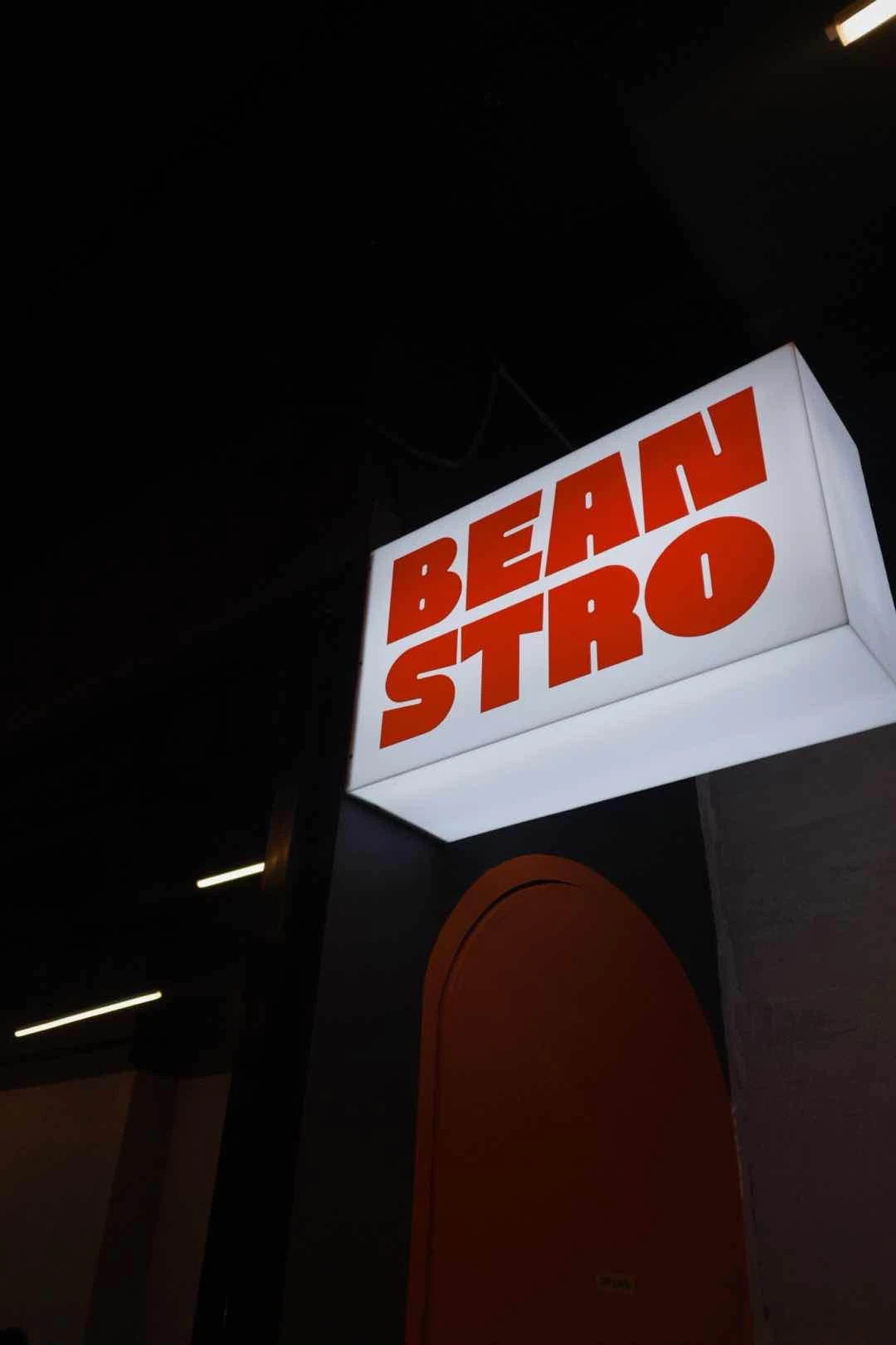 located at binondo, mnl