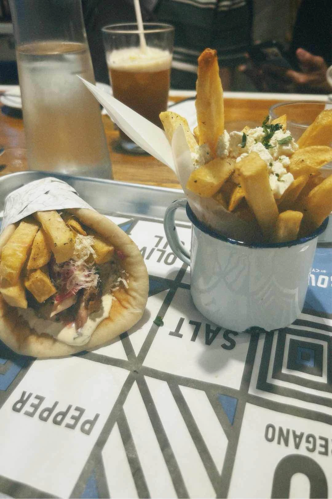 loved their gyros. great if ur craving greek food (very wide selection) of SOUV! by Cyma