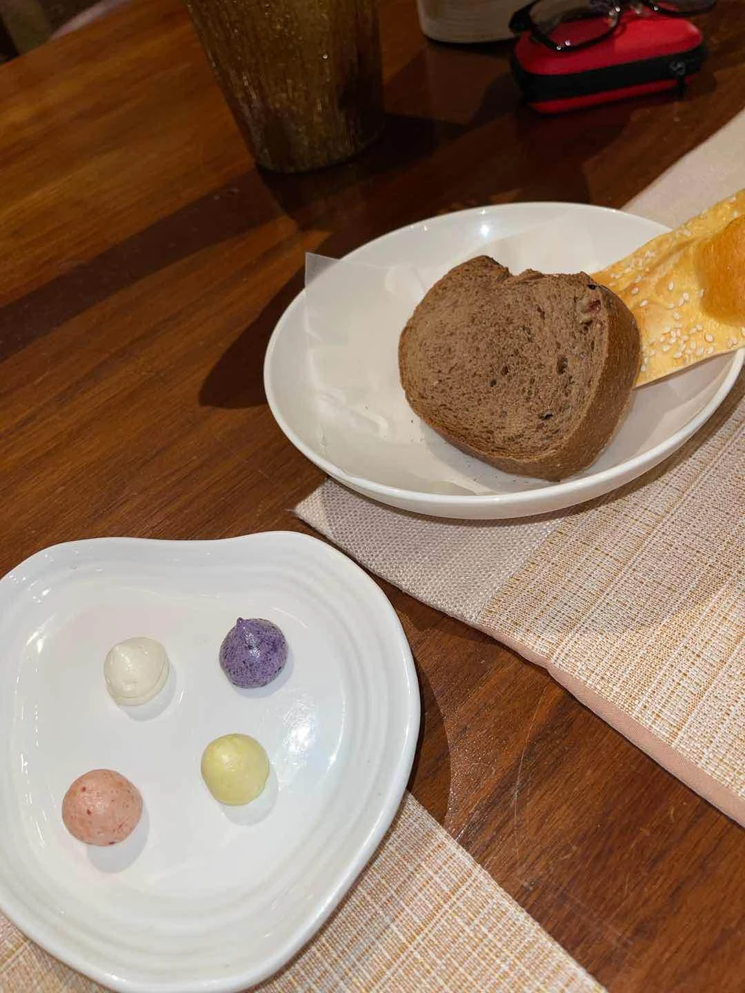 complimentary bread nd butter - good also