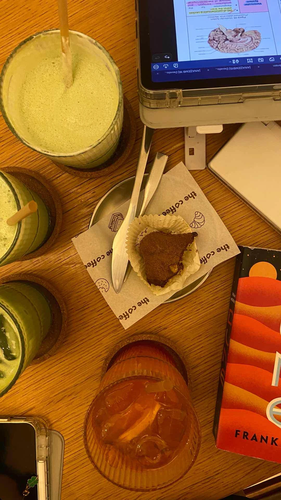dubai chewy cookie, matcha lattes
