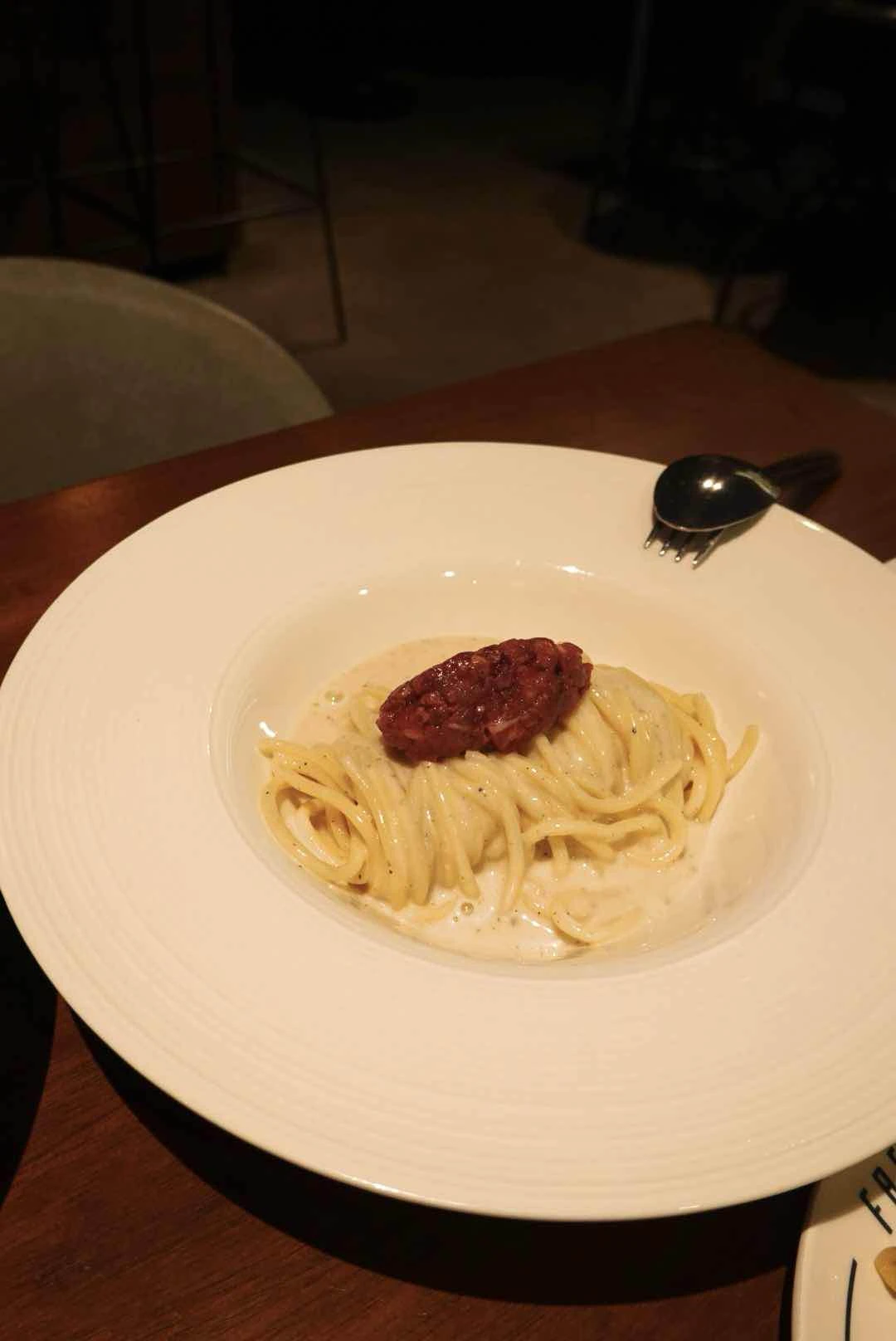 Cacio e pepe with beef tartare of Fresca Trattoria